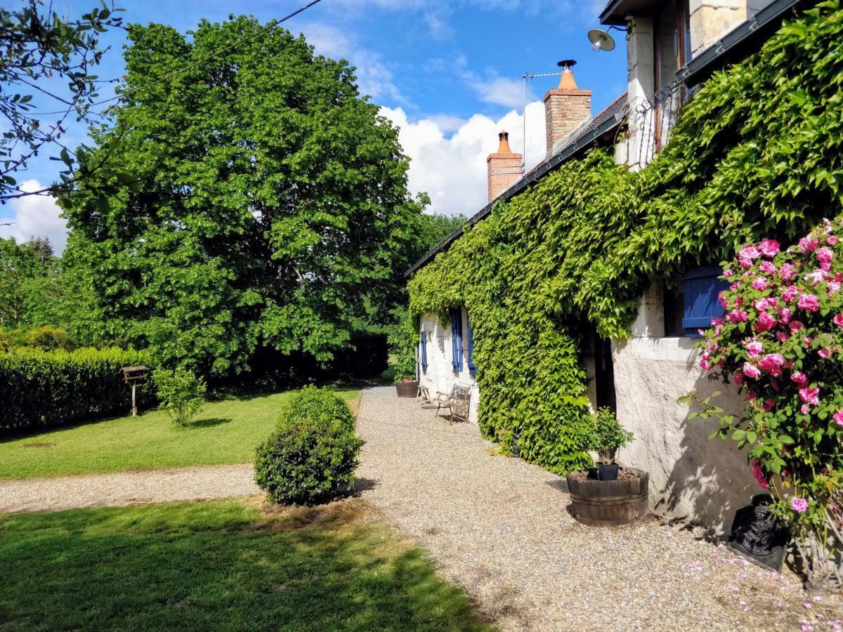 Traditional Longere Farmhouse At La Fortinerie Mouliherne Bagian luar foto